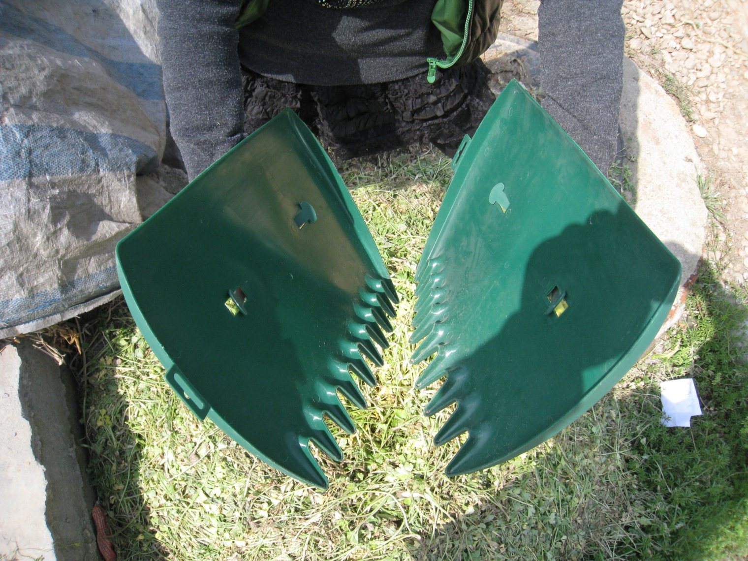 Garden Leaf Scooper La césped Desata de la hoja Herramienta de limpieza de coleccionistas de patio de hierba (ESG18414)